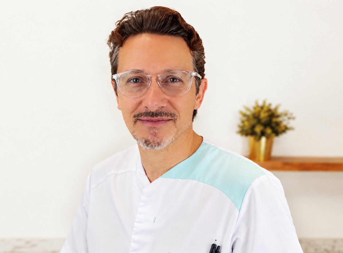 Docteur Michel GUALANDI, Gynécologue, obstétricien, chirurgien
